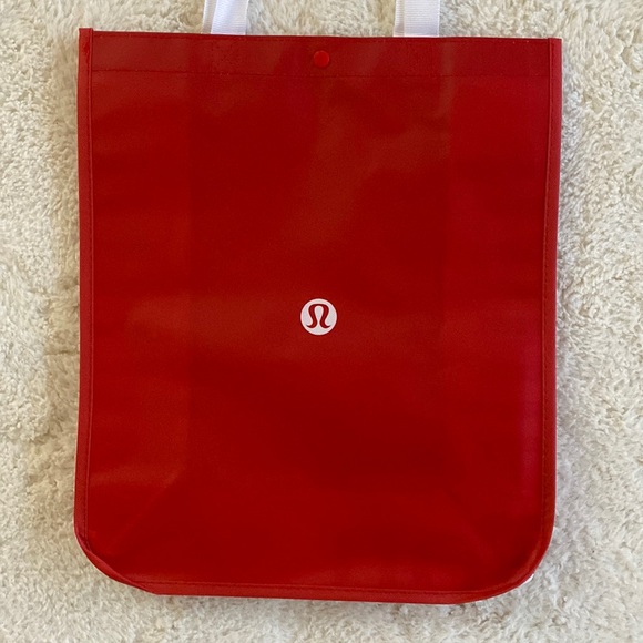❤️ Large New Red and White lululemon Bag NWOT - Picture 3 of 5